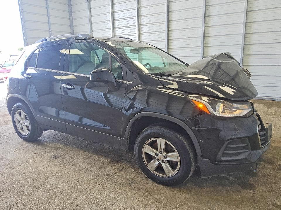 2020 CHEVROLET TRAX 1LT 4