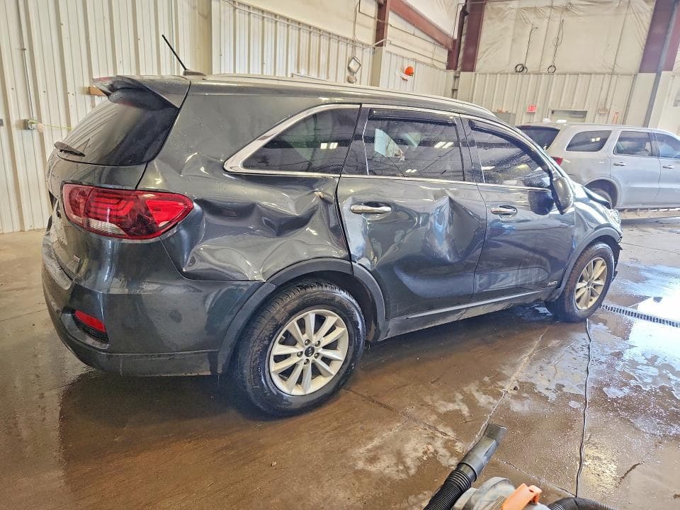 2020 KIA SORENTO LX 3