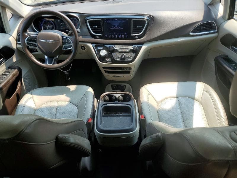 2018 CHRYSLER PACIFICA TOURING L 8