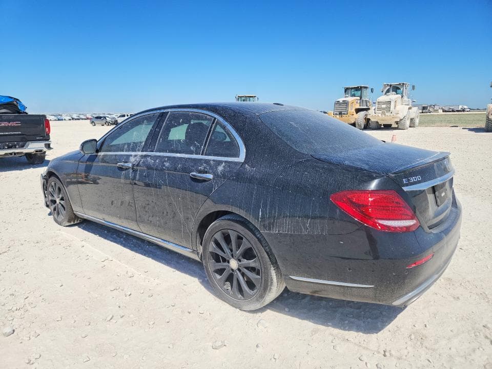 2017 MERCEDES-BENZ E 300 2