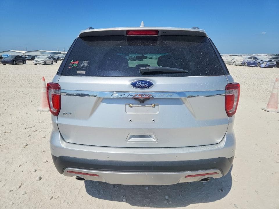 2017 FORD EXPLORER XLT 6