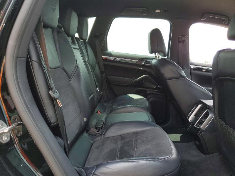 2017 PORSCHE CAYENNE 11