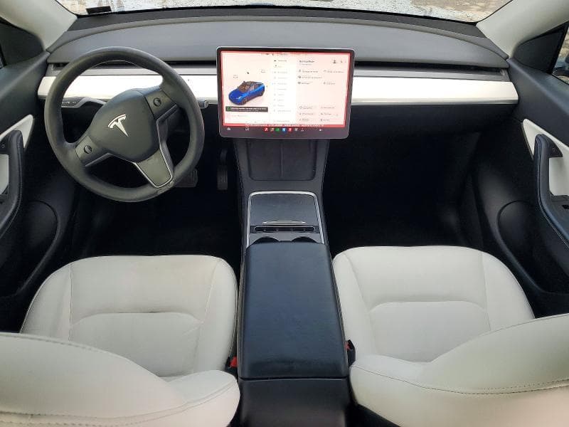 2022 TESLA MODEL Y 8