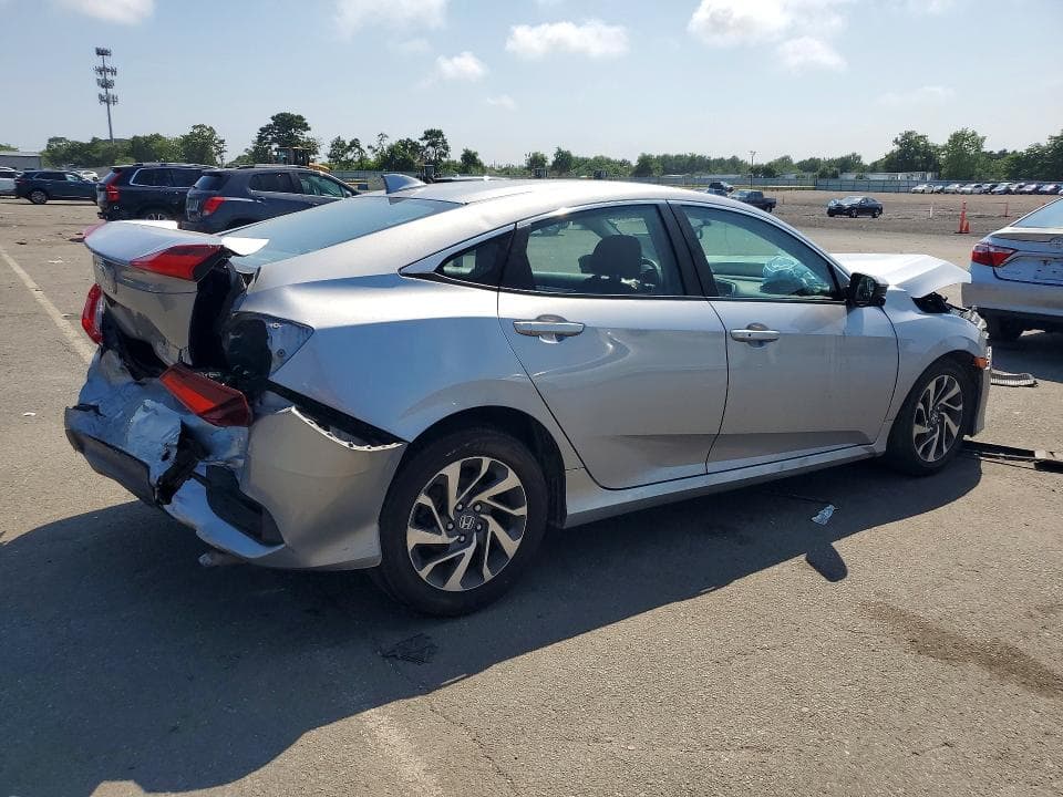 2018 HONDA CIVIC EX 3