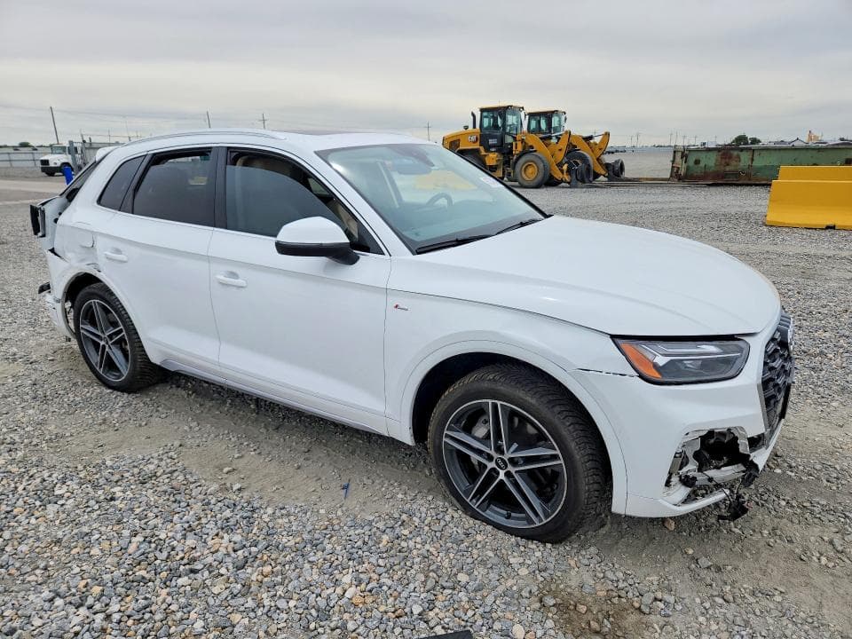 2021 AUDI Q5 E PREMIUM PLUS 4
