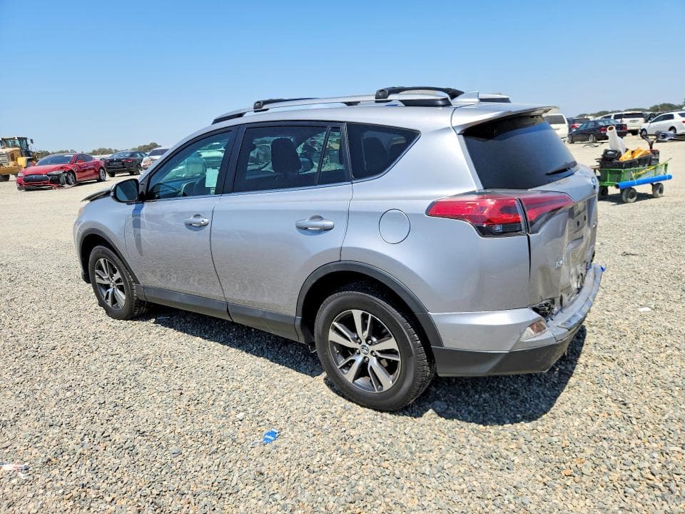 2017 TOYOTA RAV4 XLE 2