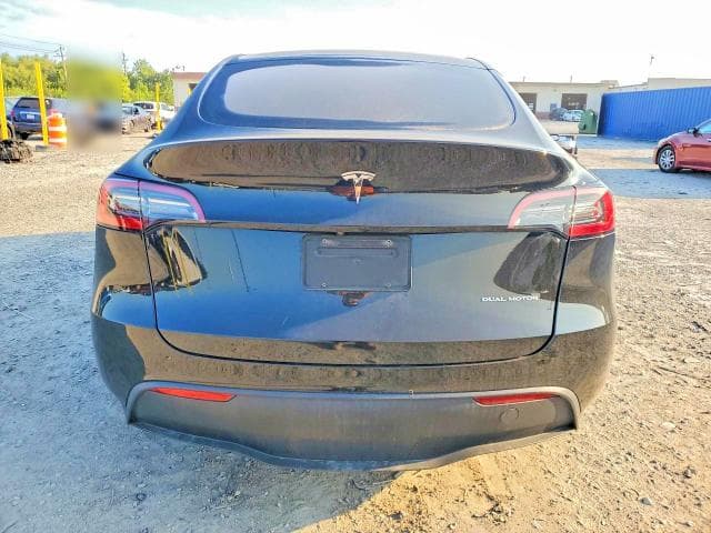 2021 TESLA MODEL Y 6