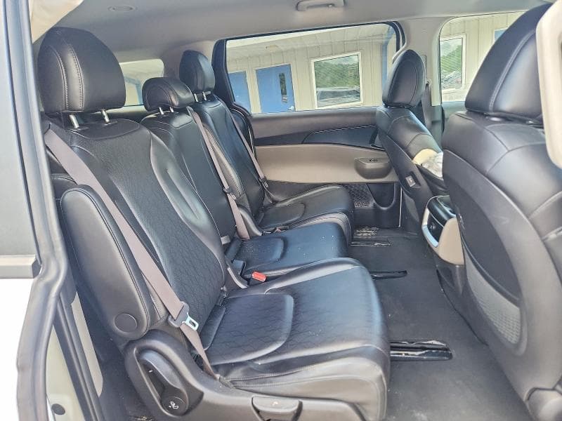 2025 KIA CARNIVAL LXS 11