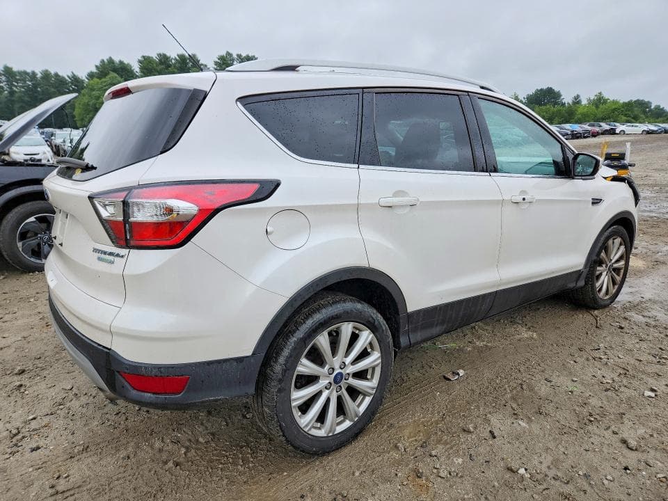 2017 FORD ESCAPE TITANIUM 3