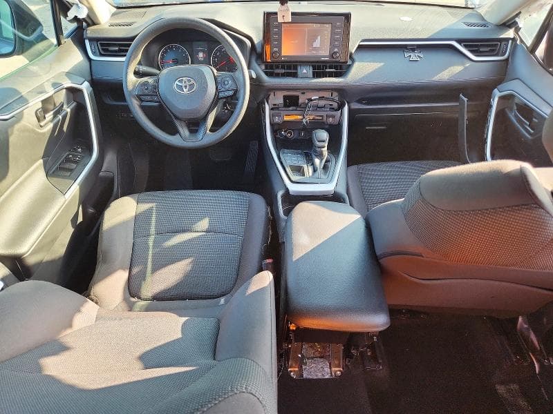 2021 TOYOTA RAV4 LE 8