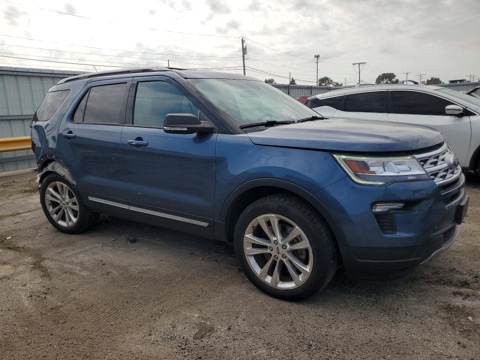 2019 FORD EXPLORER XLT 4