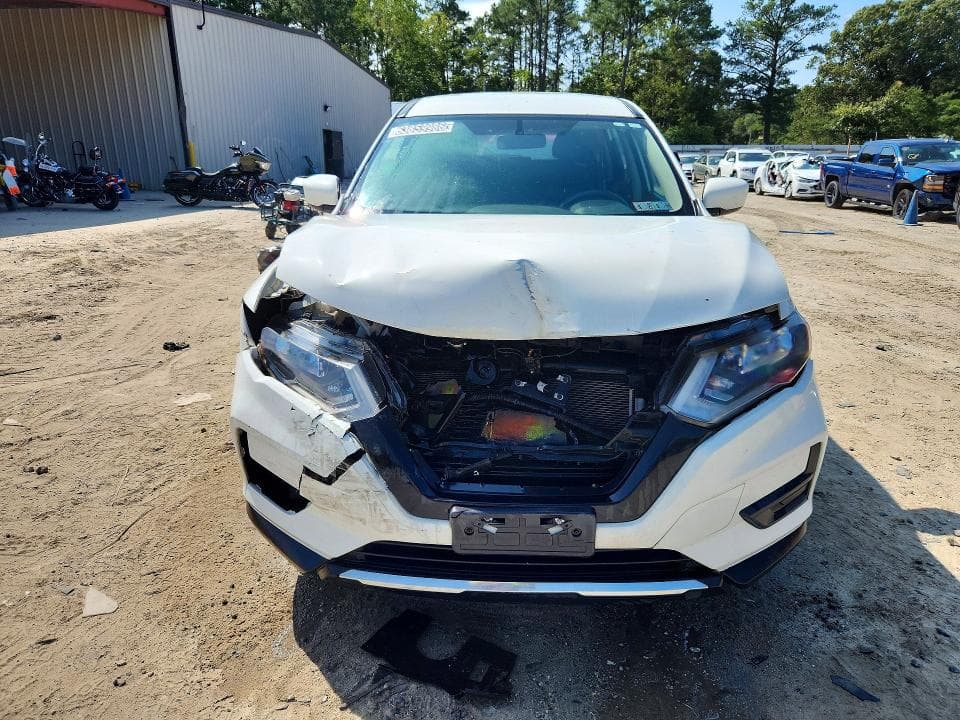 2017 NISSAN ROGUE S 5
