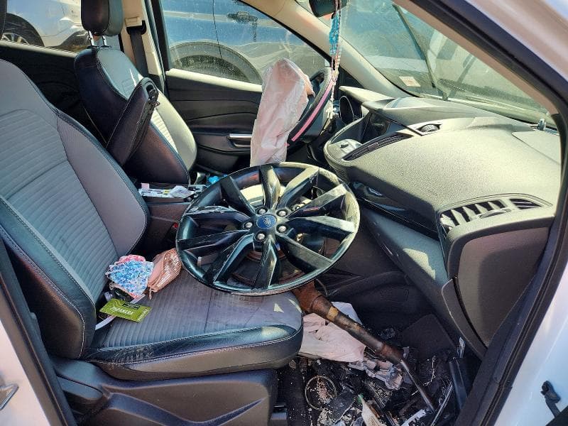 2019 FORD ESCAPE SE 7