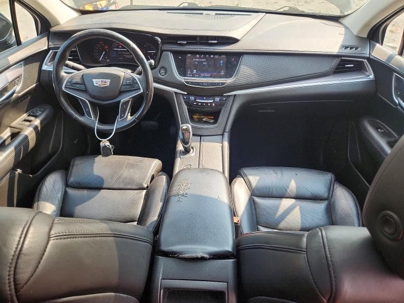 2017 CADILLAC XT5 LUXURY 8