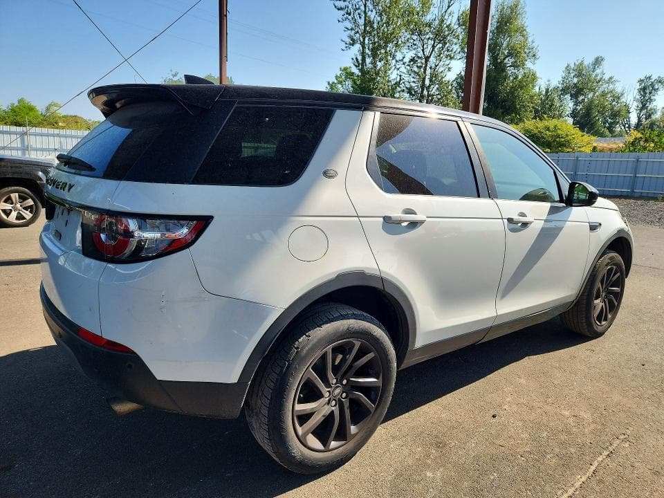 2017 LAND ROVER DISCOVERY SPORT SE 3