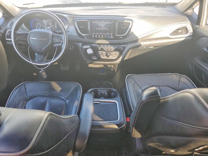 2020 CHRYSLER PACIFICA LIMITED 8
