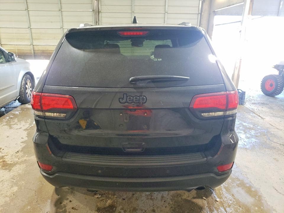 2018 JEEP GRAND CHEROKEE LAREDO 6