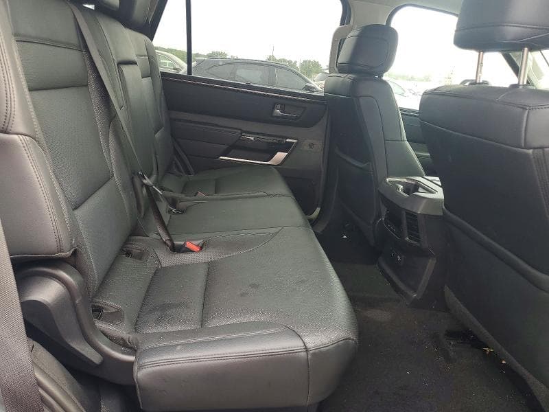 2024 TOYOTA SEQUOIA 11