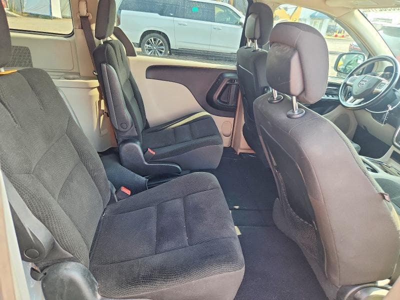 2017 DODGE GRAND CARAVAN CREW 10