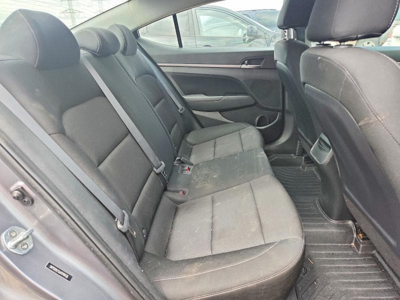 2018 HYUNDAI ELANTRA SEL 10