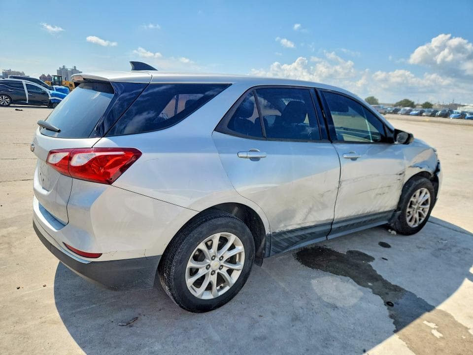 2018 CHEVROLET EQUINOX LS 3