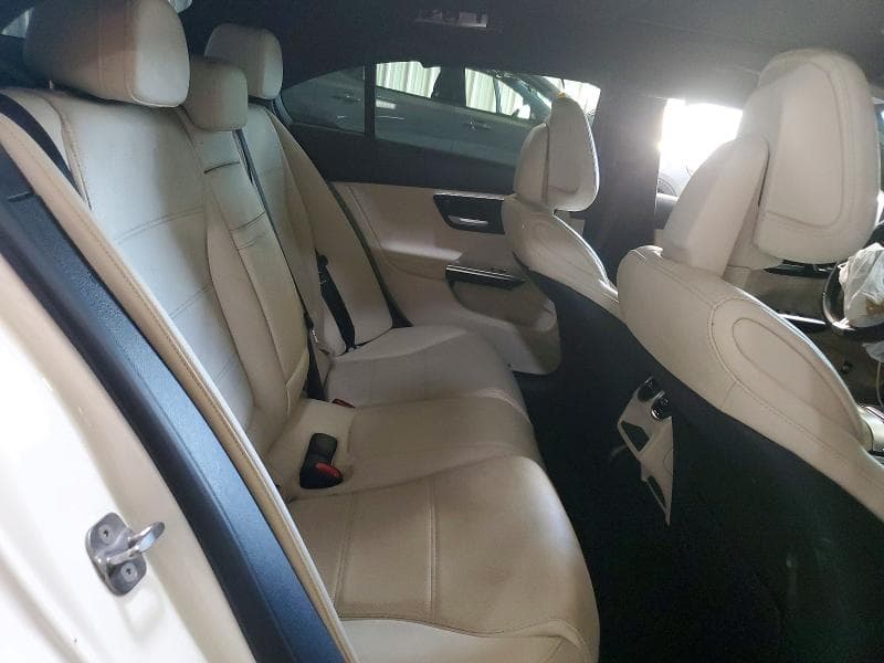 2024 MERCEDES-BENZ C 300 4MATIC 10