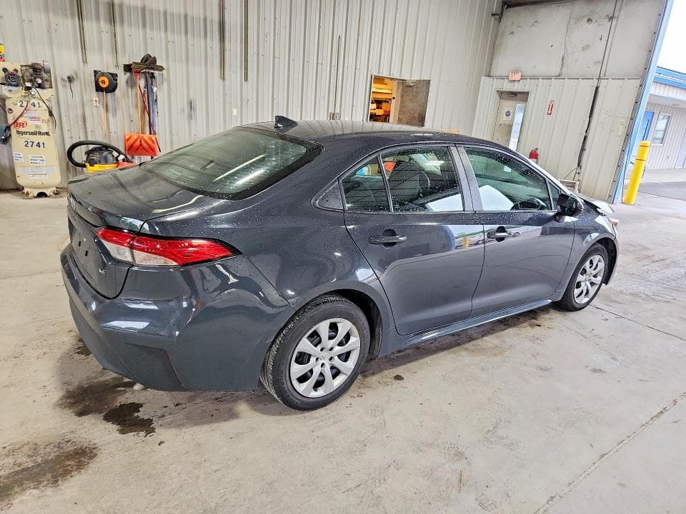 2023 TOYOTA COROLLA LE 3