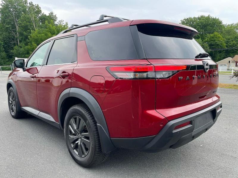 2023 NISSAN PATHFINDER SV 3