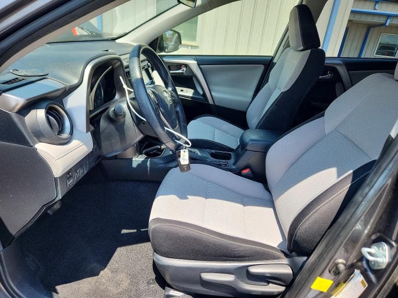 2018 TOYOTA RAV4 XLE 7