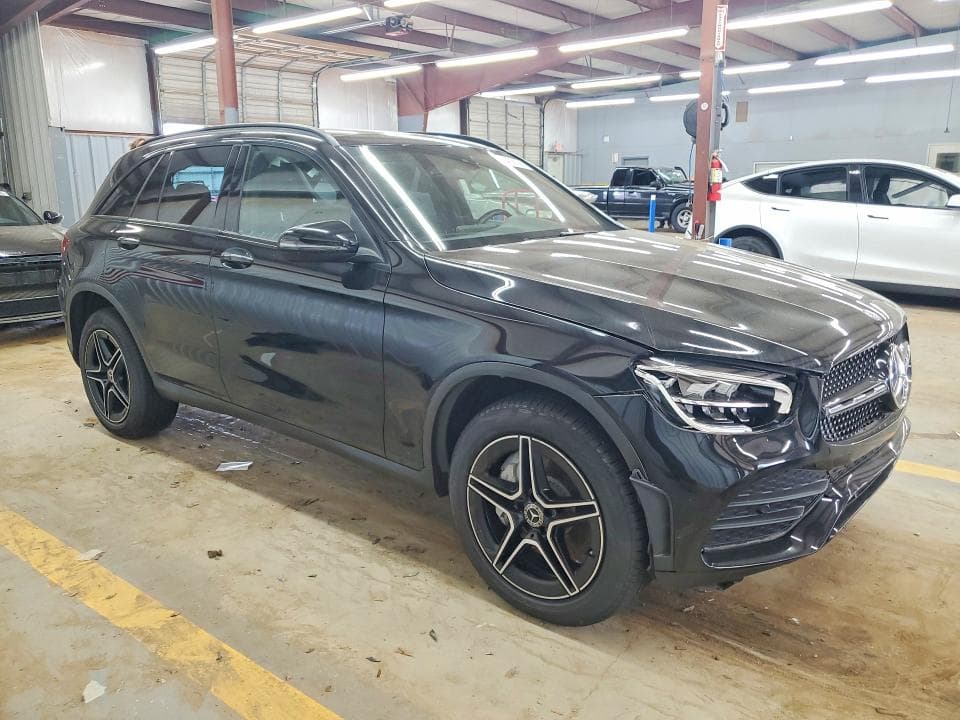 2020 MERCEDES-BENZ GLC 300 4MATIC 4