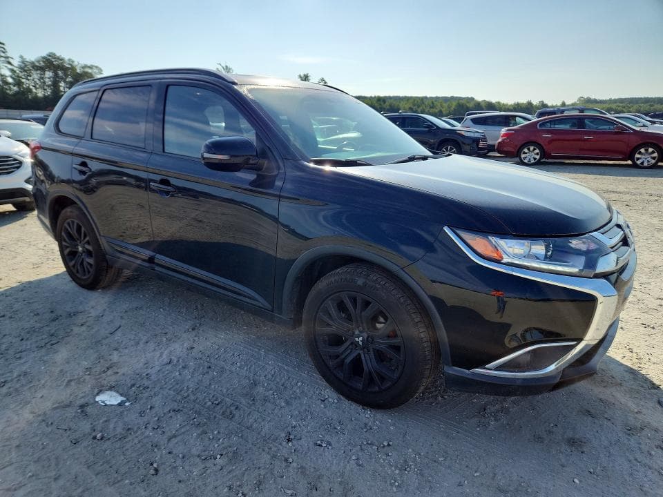 2018 MITSUBISHI OUTLANDER SE 4