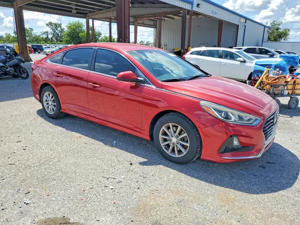 2018 HYUNDAI SONATA SE 4