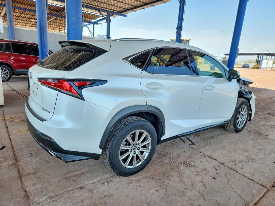 2021 LEXUS NX 300 BASE 3