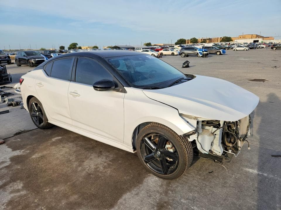 2023 NISSAN SENTRA SR 4