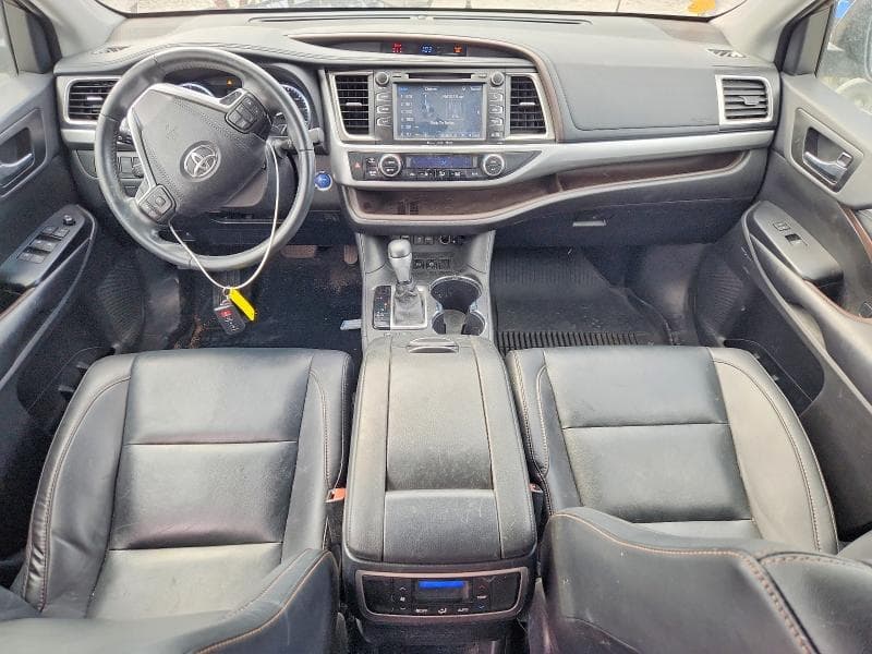 2019 TOYOTA HIGHLANDER HYBRID XLE 8