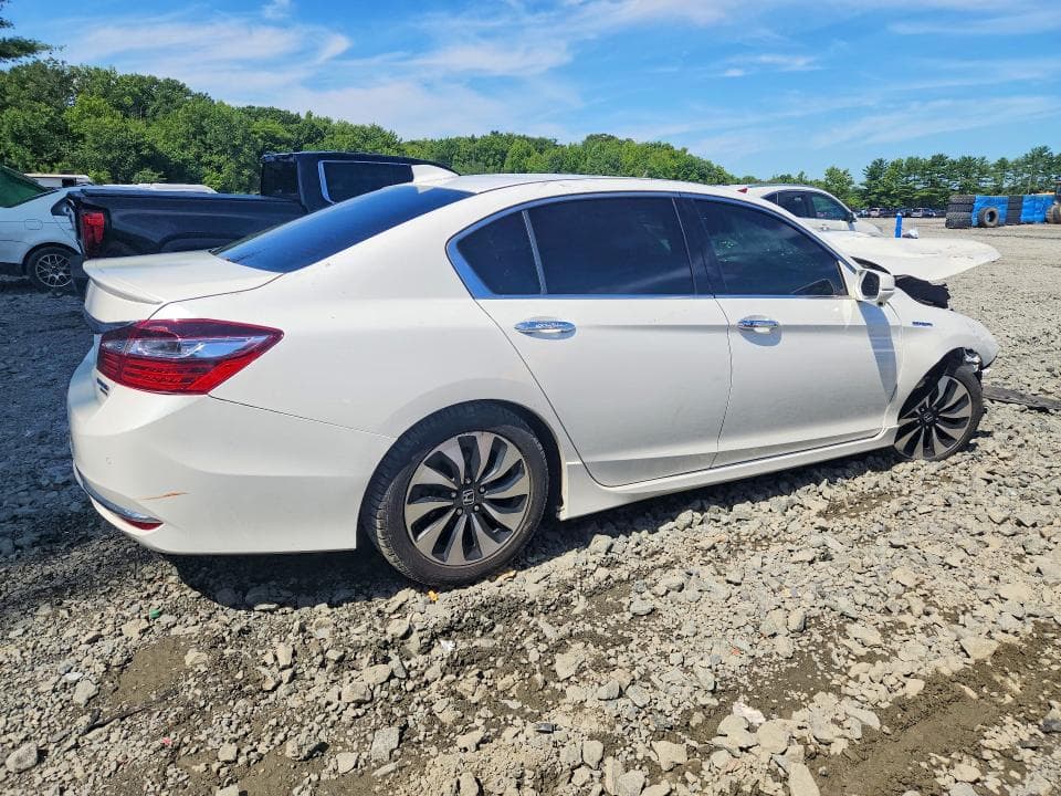 2017 HONDA ACCORD TOURING HYBRID 3