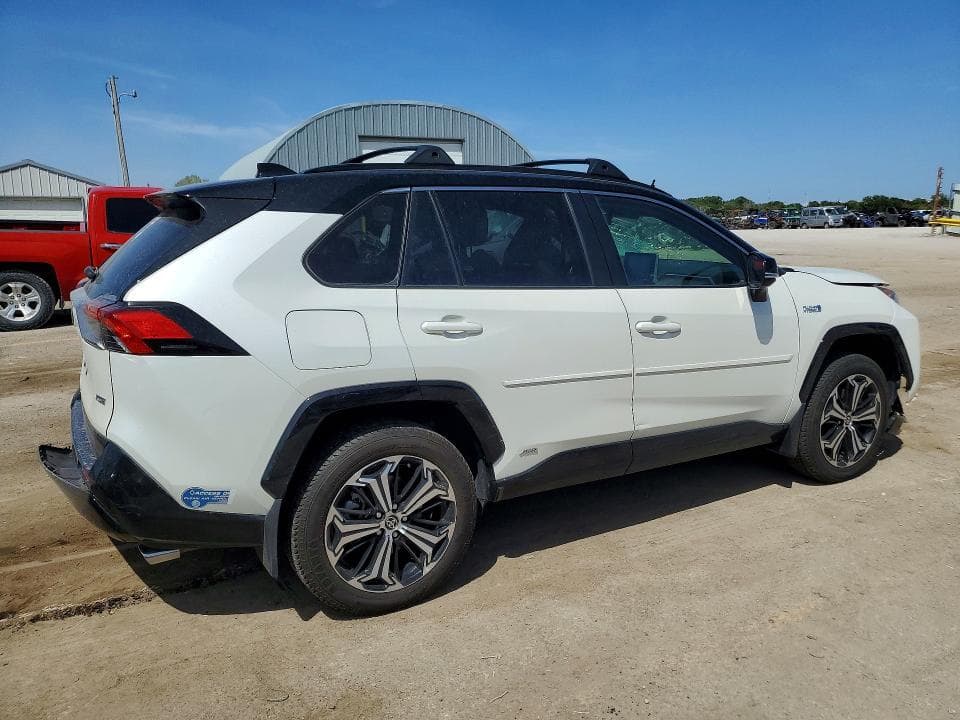 2021 TOYOTA RAV4 PRIME XSE 3