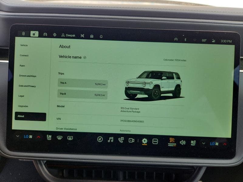 2025 RIVIAN R1S ADVENTURE 9