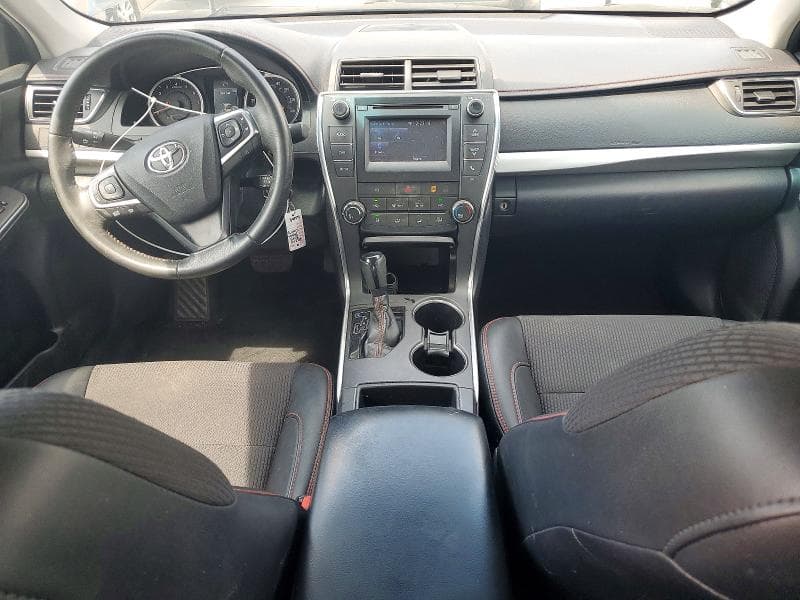 2017 TOYOTA CAMRY SE 8