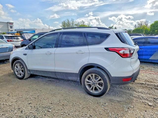 2018 FORD ESCAPE SE 2