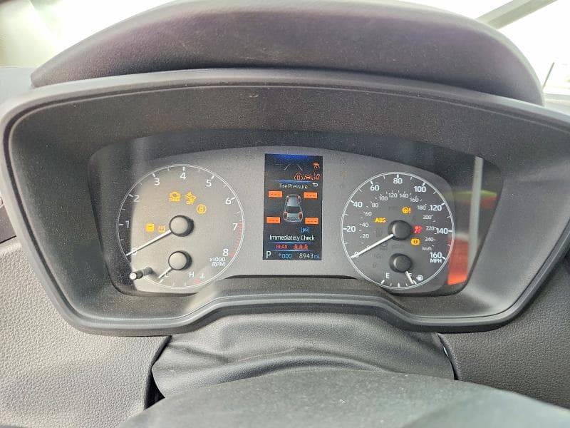 2025 TOYOTA COROLLA LE 9