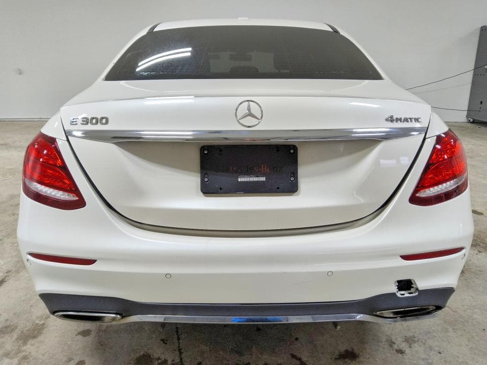 2017 MERCEDES-BENZ E 300 4MATIC 6
