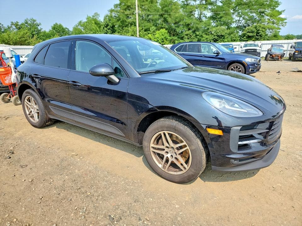 2021 PORSCHE MACAN 4