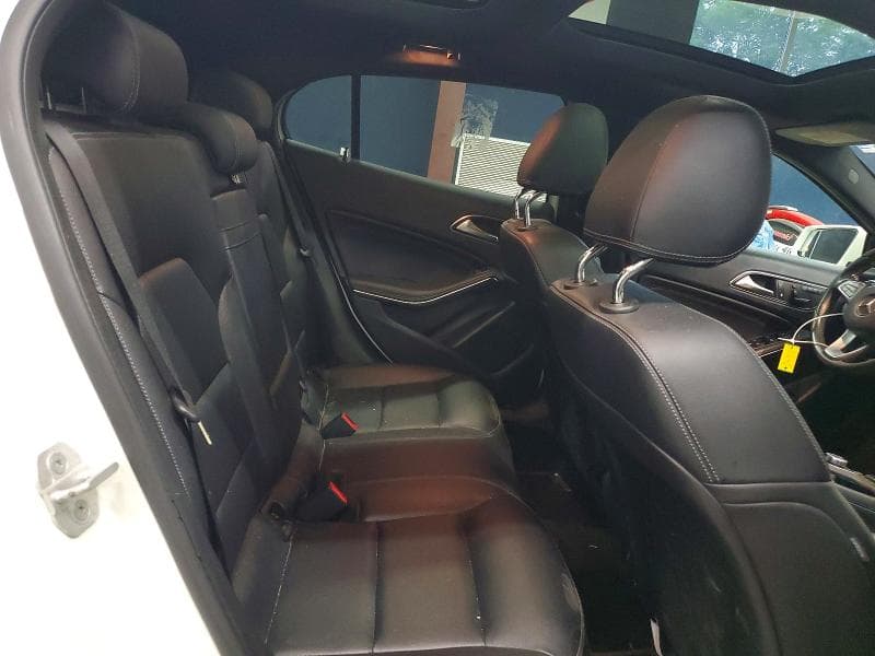 2017 MERCEDES-BENZ GLA 250 4MATIC 11