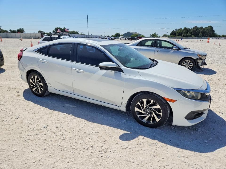 2017 HONDA CIVIC EX 4
