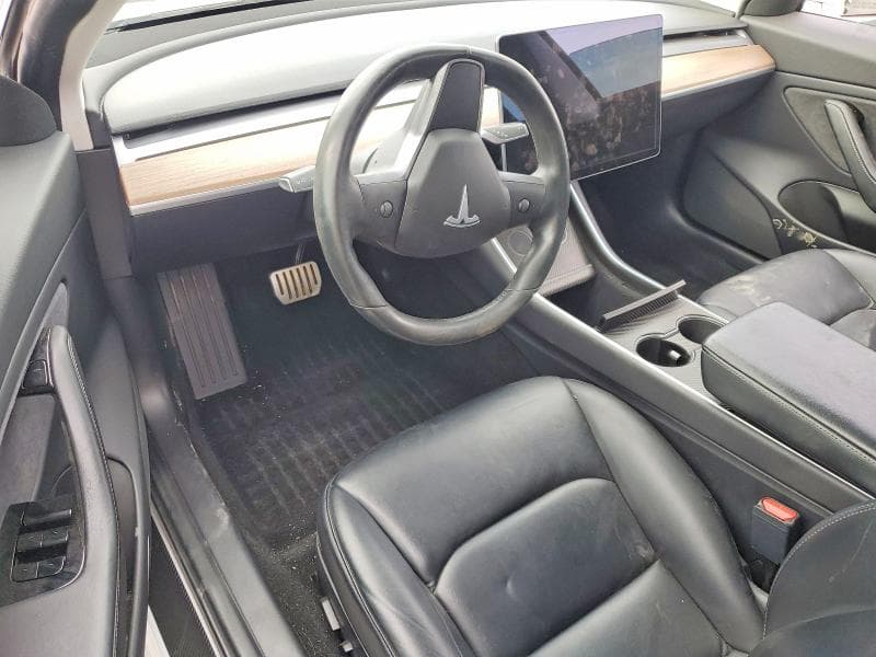 2019 TESLA MODEL 3 8