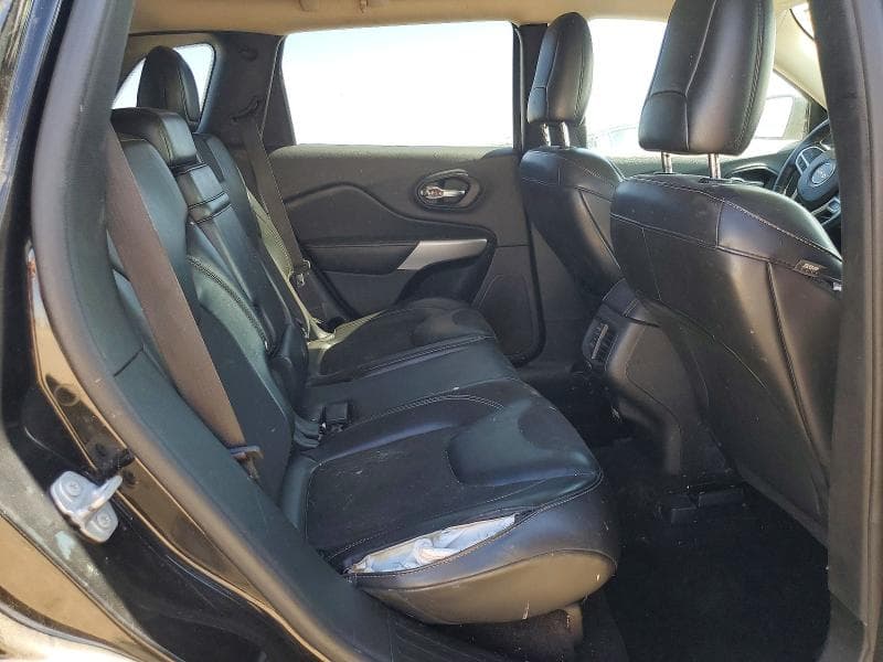 2018 JEEP CHEROKEE LATITUDE PLUS 10