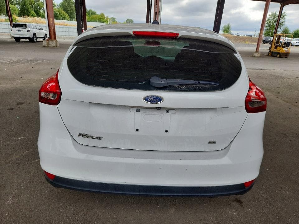 2017 FORD FOCUS SE 6