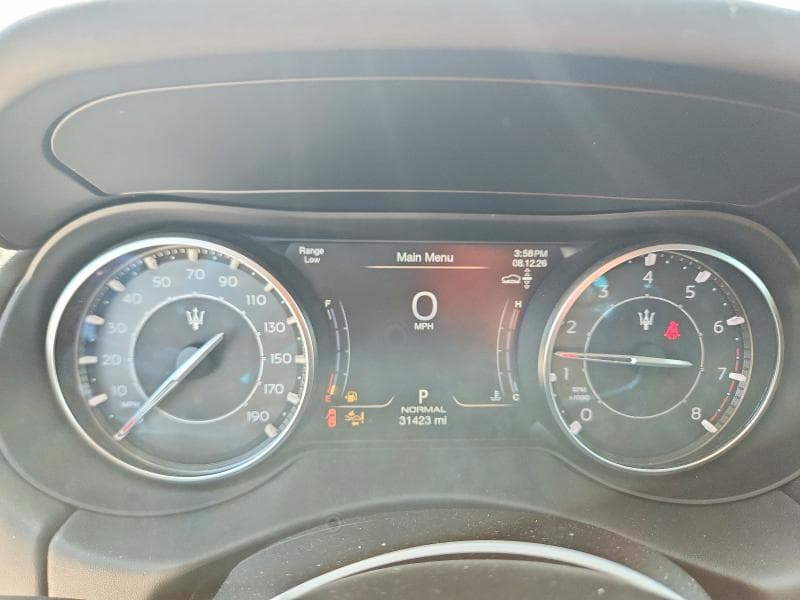 2022 MASERATI LEVANTE MODENA 9
