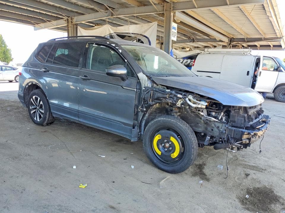 2022 VOLKSWAGEN TIGUAN S 4